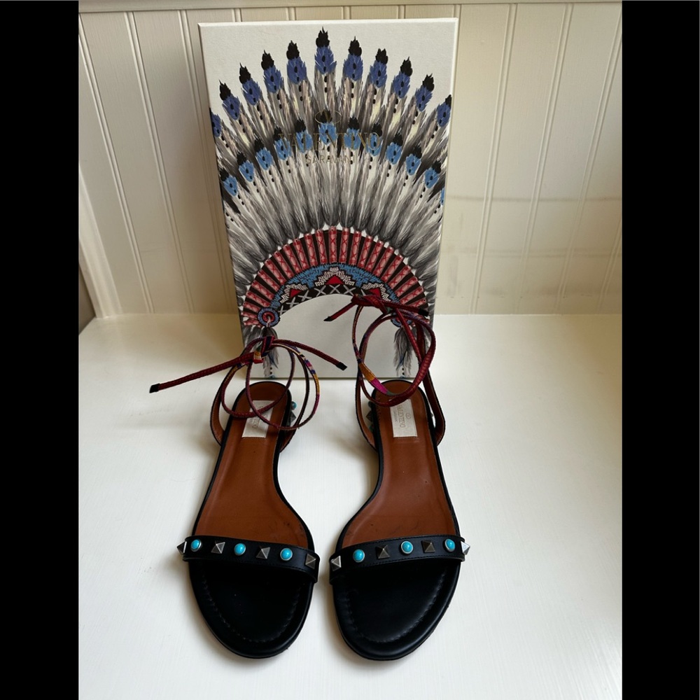 VALENTINO GARAVANI Sandals/ BOX Included